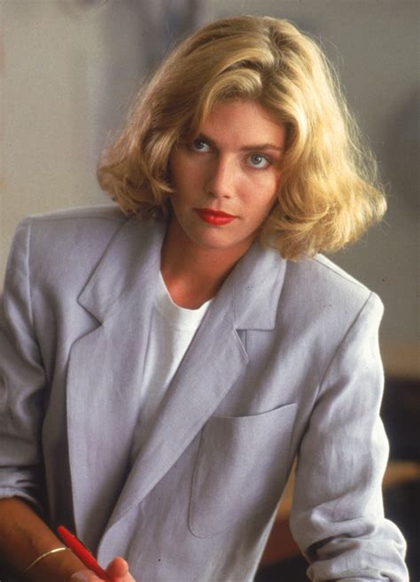 actress kelly mcgillis